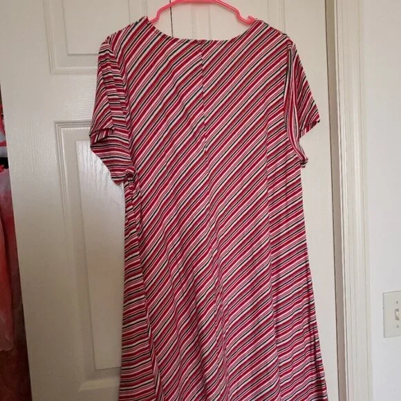 EUC Allison/Brittney Women's 1X Striped T-Shirt Dress - Picture 4 of 6